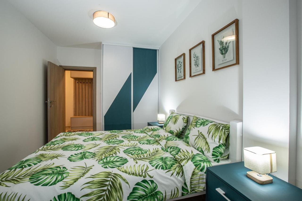 Rest Apartments Nikšić Esterno foto