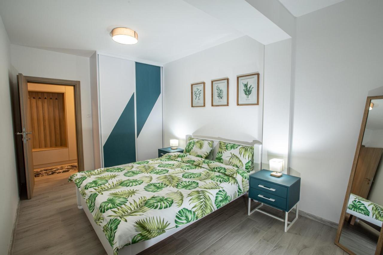 Rest Apartments Nikšić Esterno foto