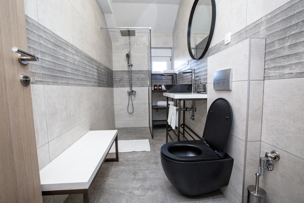 Rest Apartments Nikšić Esterno foto
